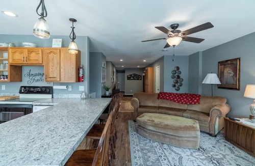 Wells Apartment | The Sequel - spacious 3 bed 2 bath apartment sleeps 6; Great for long-term stays