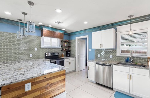 Government Hill House | The Stafford Cottage-Close to The Pearl & Downtown