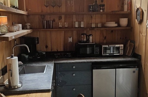 Marlboro Cabin | The Studio with a View. Bring your dog, too!