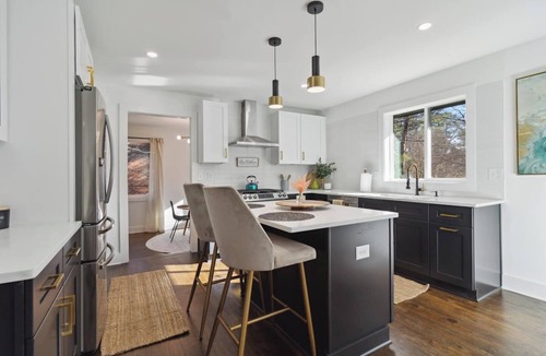 Belvedere Park House | This house is a 3 bedroom(s), 2 bathrooms, located in Decatur, GA.