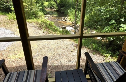 Purlear Cabin | Tranquil Creekside Tiny House in the Appalachian Mountains, Perfect for a Weekend to Disconnect