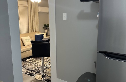Tarrant House | "Tranquil Haven: Stylish Retreat with Modern Comforts"