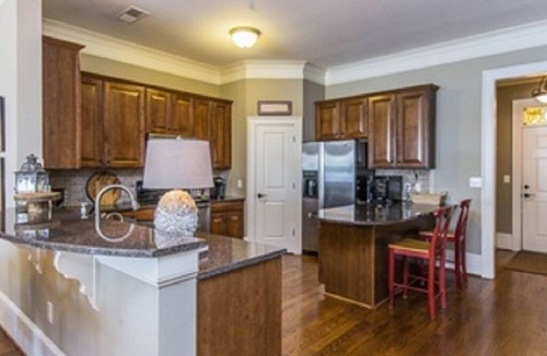 Eatonton Condo | Tranquil Lakefront Paradise on Lake Oconee! Beautiful 2 Bedroom Condo
