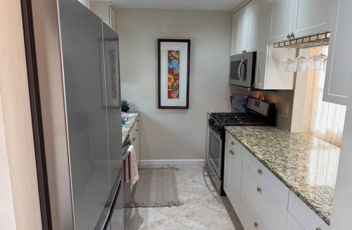 Bayou Oaks House | Tranquil setting 10 minutes from beach in sunny Sarasota!