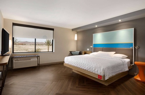 Las Vegas Hotel | Tru by Hilton Las Vegas Airport, NV