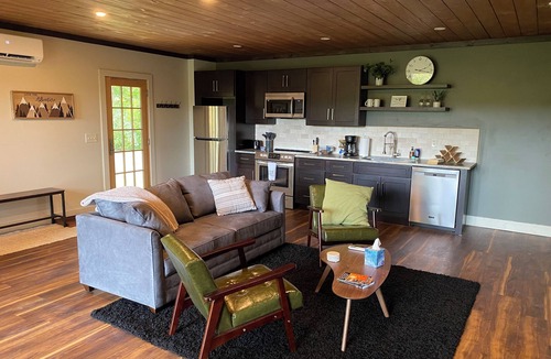 Clayton Apartment | Truly Magical: Completely Private Apartment in home with Spectacular View