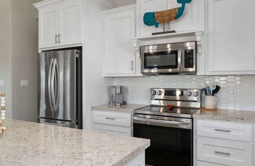 Crystal Beach House | Two Adjacent Cabins, Sleeps 18