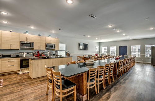 North Myrtle Beach House | ULTIMATE OCEAN Retreat 21bds/21.5bths game+media room, HUGE POOL, 1 min to BEACH