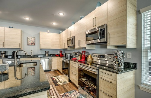 North Myrtle Beach House | ULTIMATE OCEAN Retreat 21bds/21.5bths game+media room, HUGE POOL, 1 min to BEACH