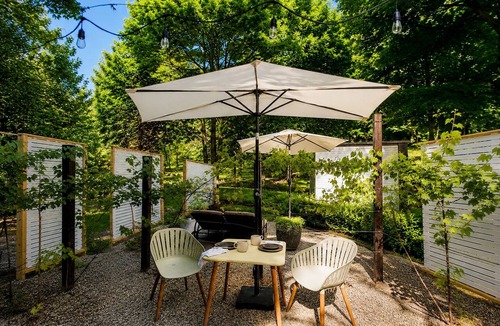 Amherst Apartment | Under the Hemlocks – Refined Boutique Retreat Near Amherst & UMass