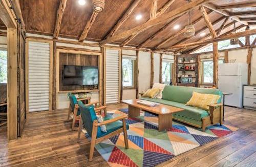 Blanco House | Unique Stay: Historic Home Along Blanco River