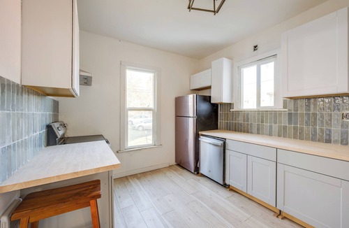 Pullman House | Updated 2-bedroom single family house in downtown Pullman
