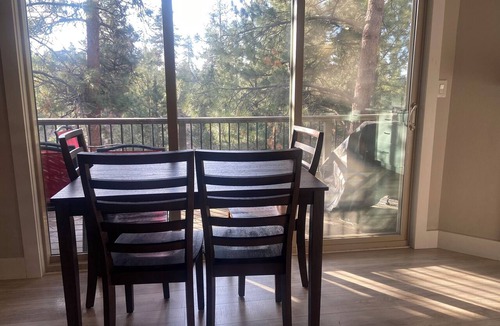 Century West Condo | Updated Mount Bachelor Village 2-bedroom Condo, Enjoy Resort Amenities! with AC