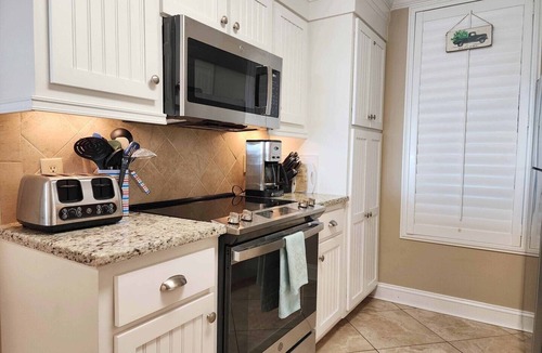 Litchfield by the Sea Condo | Updated! Shipyard A28, Pickleball, Tennis - Big Pool w/cabana