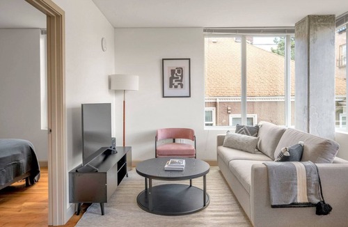 First Hill Apartment | Upscale First Hill 2BR w/ Gym, W/D & BBQ, near Seattle U, by Blueground