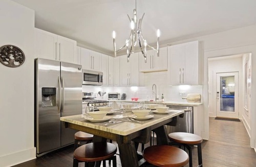 Cabbagetown House | Urban Oasis | Located in Hip ATL Neighborhood
