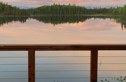 Ridgeway House | Vacation Home On The Secluded Shores Of Loon Lake