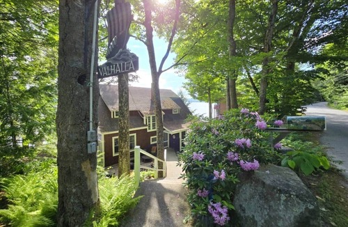 Sunapee House | Valhalla on Sunapee | Stunning Lakefront Escape
