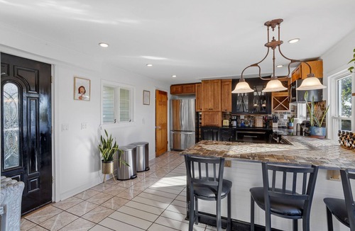 Norwich House | Victorian 4BR/2BA Modern Home