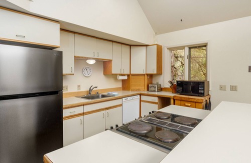 Alyeska Ski Chalet | Walk to lifts from this chalet with views and a spacious deck