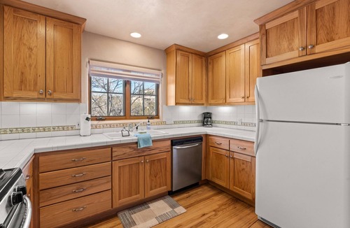 Northeast Santa Fe House | Walk to Plaza | Private Master Suite & Deck | 3 Levels with Room for Everyone