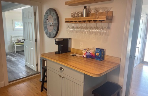 Dighton House | Water's Edge Cottage Experience serenity at our sweet, tranquil waterfront home!