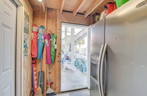 Terramar Beach House | Waterfront Galveston Bay Home w/Private Pool!