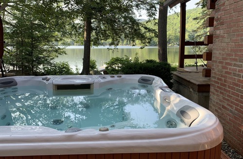 Sunapee House | Waterfront Log Cabin with Mt. Sunapee Views