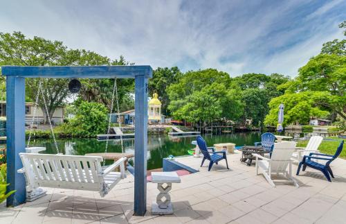 Weeki Wachee Gardens House | Waterfront Weeki Wachee Home w/Fire Pit!