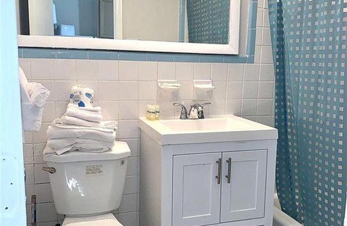 Myrtle Beach Apartment | Wave Rider Resort across from OCEAN FRONT