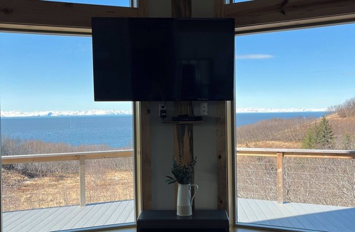Happy Valley Cabin | Welcome to Redoubt Retreat!