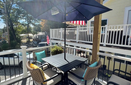 Lochmere House | Welcome to Sandy Feet Retreat on Lake Winnisquam!
