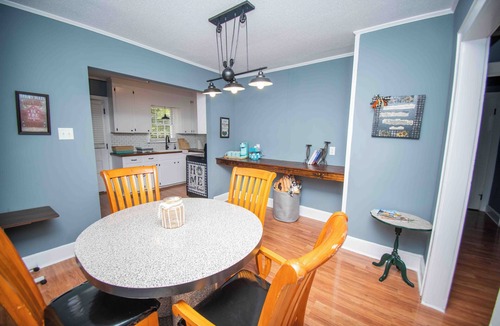 Hampton House | Welcome to the Honey House in beautiful Hampton South Carolina