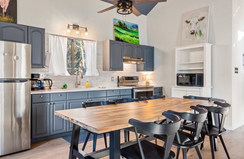 Wimberley House | Wimberley Woods: 2/1 + Loft, 5 Miles to Wimberley, 10 Miles to Dripping Springs, Fire Pit