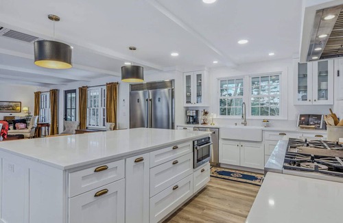 Woodstock House | Woodstock Way Ranch on Private Wooded Acres