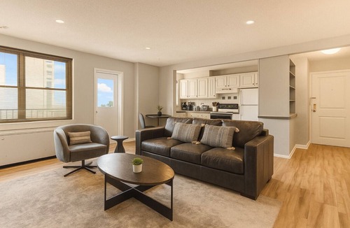 Peachtree Center Apartment | World Cup Flat-Rate Package 10–14 Nights Walk to Mercedes-Benz Stadium