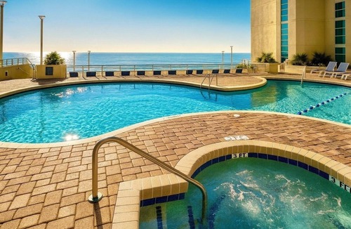 Ocean Drive Cottage | Wyndham at The Cottages - 4BR Suite - Sleeps 14 - Resort Pools, & Beach Access