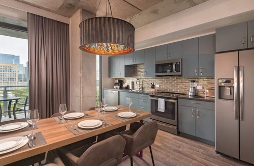 Civic District Condo | Wyndham Austin Resort|1BR/1BA King Bed w/Gym&Pool