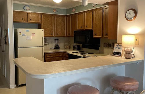 Myrtle Beach Condo | Your Fabulous Vacation Starts Here! On The Beach, Sleeps 6-8, Low Winter Rates