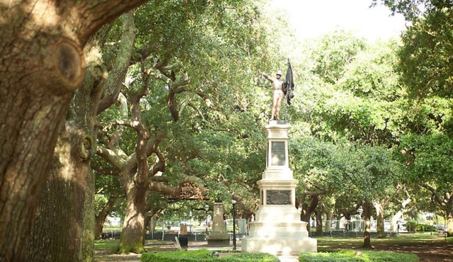 1 Bedroom, Sleeps 4 at Lodge Alley Inn, Charleston!