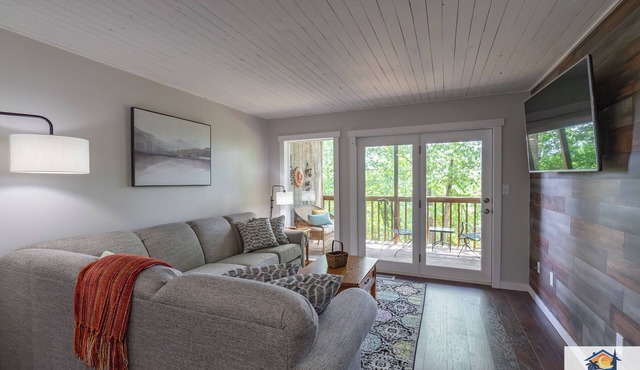 2 Master Bedrooms! WALK-IN unit-Near Silver$City🎢 (HH9-3+4)