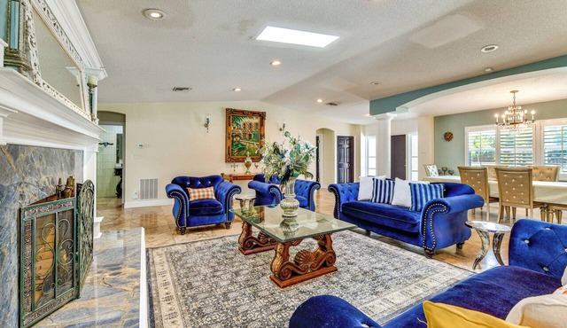 2 Private Pools! 2-Acre Retreat Near Dtwn Sarasota