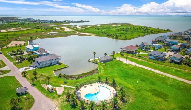 3BR West End with Pool + Pier + Walk to Beach