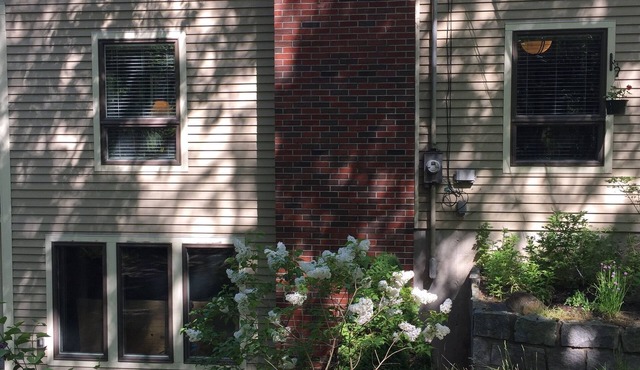 4BR, 2 level, comfortable House In Kennebunkport/Cape Porpoise Maine.