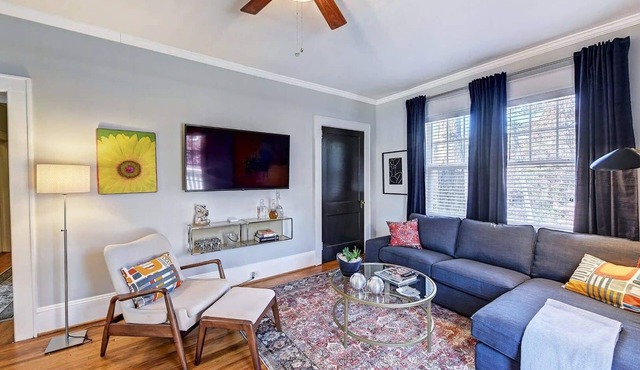 800 Magnolia: 3 Units, Chic 6BR w/Porch
