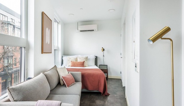 Airy Central Square Studio w/Doorman, near Charles River, by Blueground