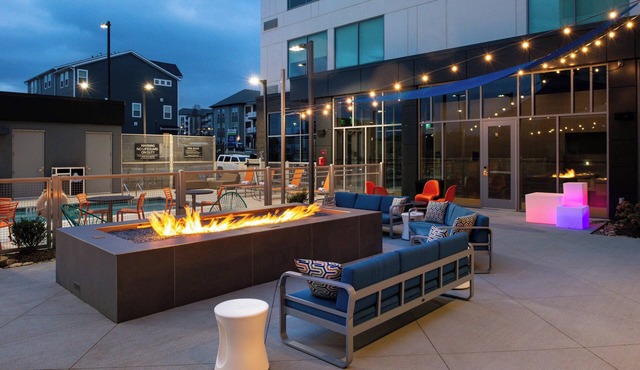 Aloft by Marriott Charlotte Airport