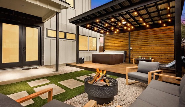 Austin Family Retreat at Ember House