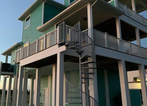 Beach house 3- full bedroom