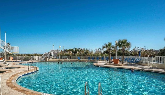 Beachfront Myrtle Beach Retreat, SeaWatch 2-Bedroom Condo + Amenities